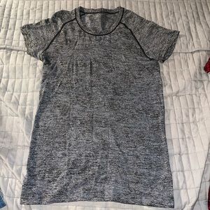 Lululemon Swiftly Tech Shirt Slate/Black 10